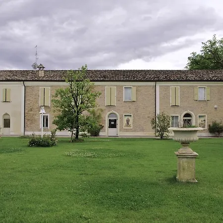 ホテル Relais Roncuzzi San Pancrazio