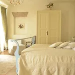 Relais Roncuzzi Ξενοδοχείο 4*