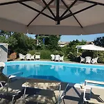 Relais Roncuzzi Ξενοδοχείο