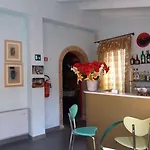 Ξενοδοχείο Relais Roncuzzi 4*