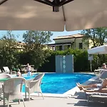 Relais Roncuzzi Ξενοδοχείο