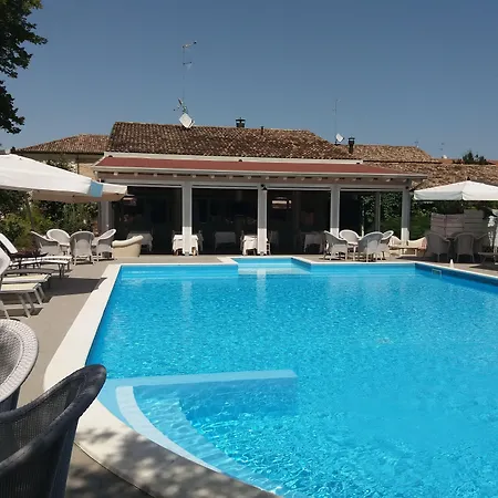 Relais Roncuzzi San Pancrazio (Florence)